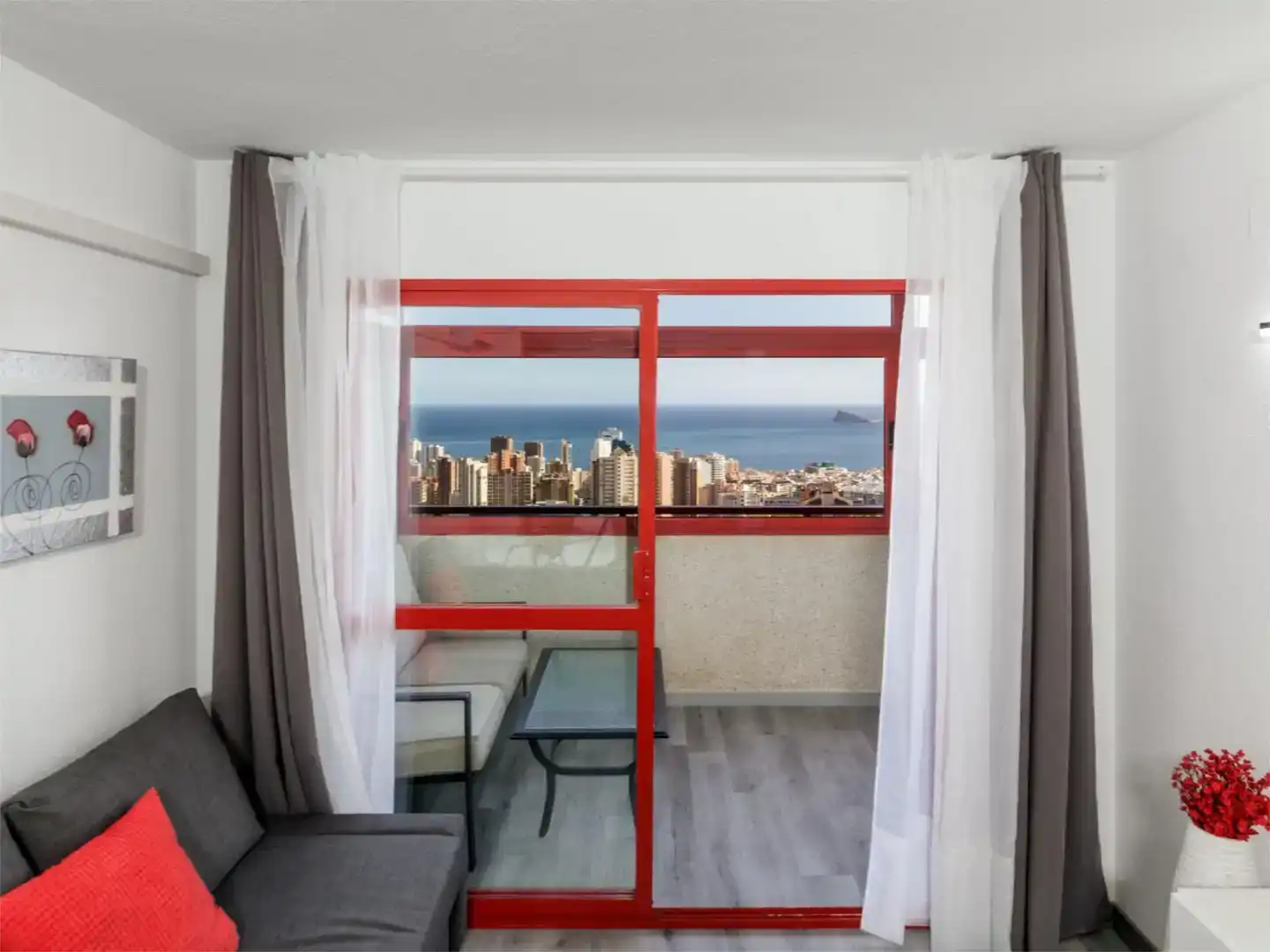 Bedroom of Apartments for rent in Benidorm  with Air Conditioner, Private garden and Swimming Pool