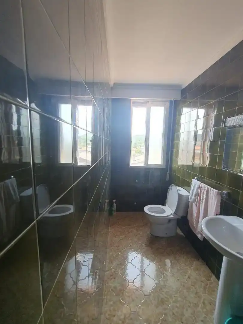 Baño de Piso en venta en Xunqueira de Ambía, Ourense