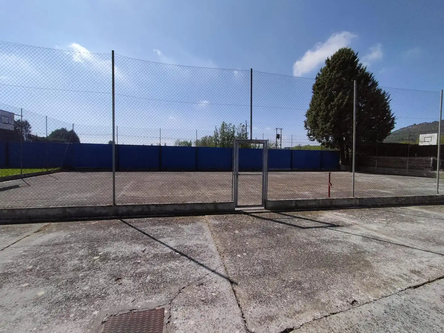 Parking de Finca rústica en venta en Palencia con Calefacción, Jardín privado y Parquet