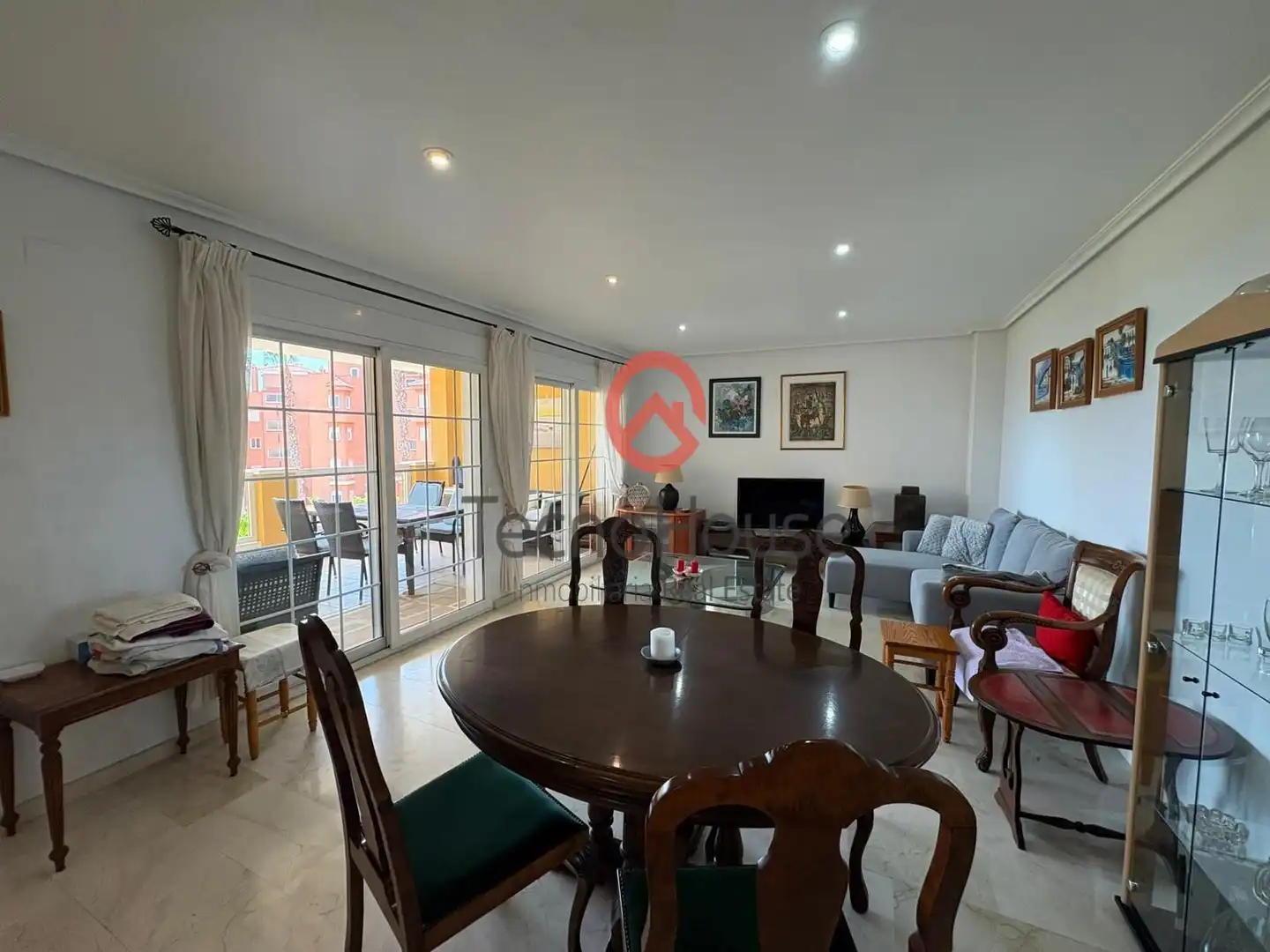 Menjador de Apartament en venda en Orihuela amb Aire condicionat, Jardí privat i Terrassa