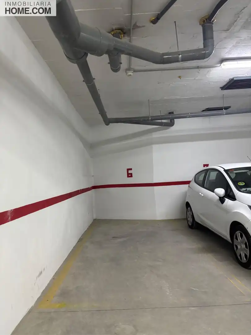 Aparcament de Pis en venda en Alhaurín de la Torre amb Aire condicionat