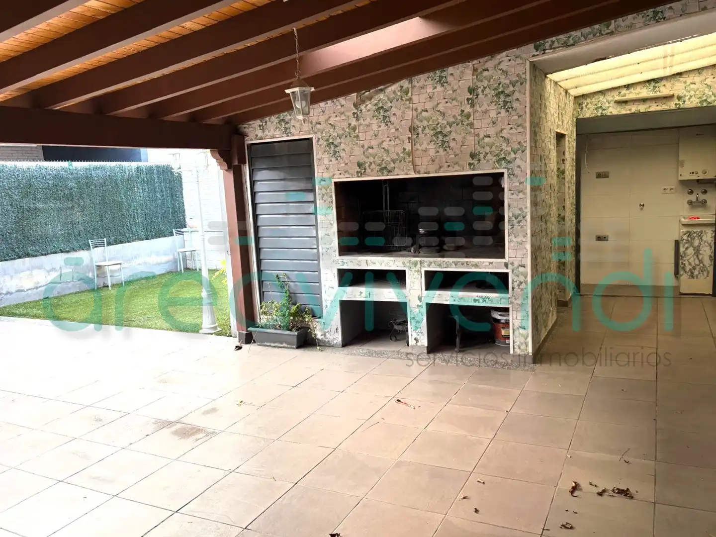 Jardín de Casa adosada en venta en Castellón de la Plana / Castelló de la Plana con Aire acondicionado, Calefacción y Jardín privado