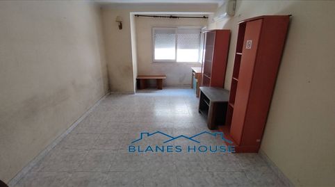 Foto 3 de Piso en venta en Calle Asturias, Els Pins, Blanes