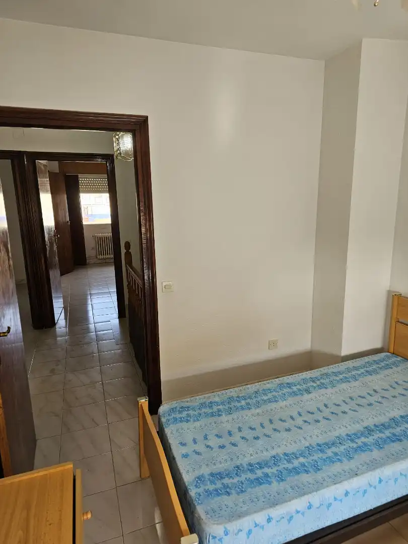 Schlafzimmer von Einfamilien-Reihenhaus zum Verkauf in La Guardia mit Heizung