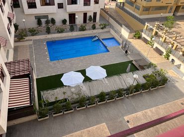 Pis amb piscina de lloguer a periodista antonio herrero 3