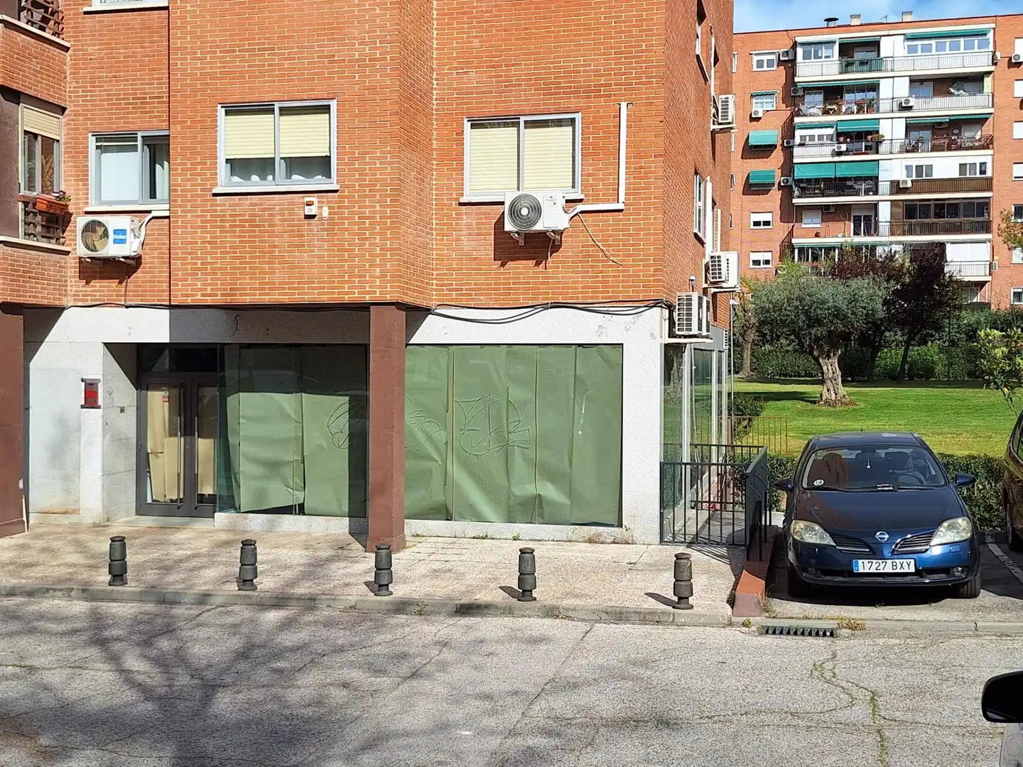 Local comercial en venta en CASTRILLO DE AZA 22, imagen 2