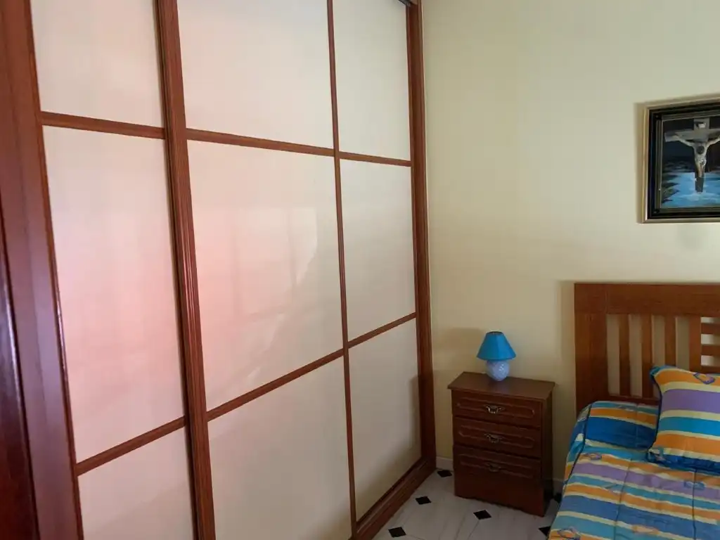 Dormitori de Casa o xalet en venda en Puertollano amb Aire condicionat, Jardí privat i Terrassa