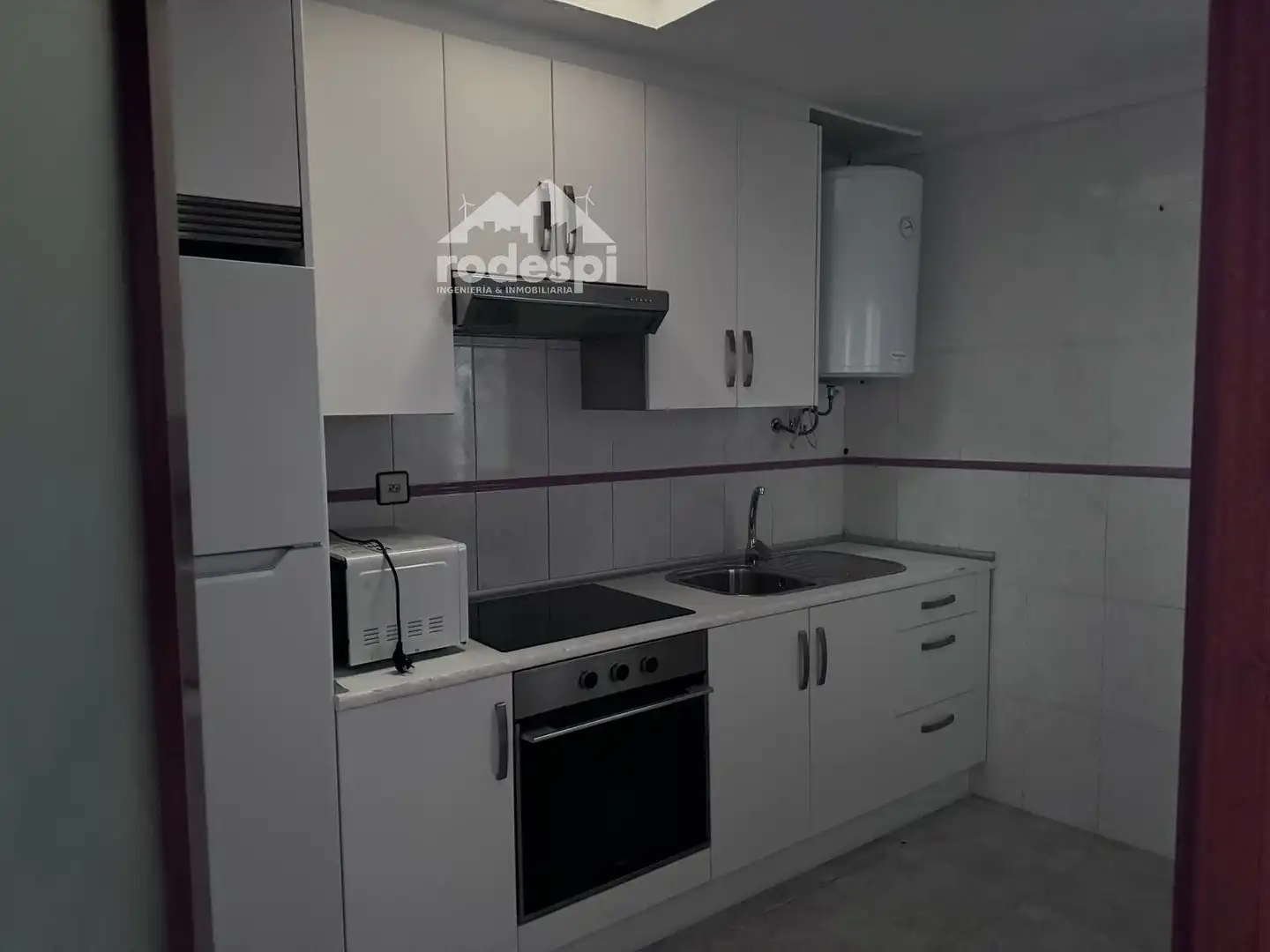 Cocina de Casa adosada en venta en Villardondiego con Terraza, Trastero y Amueblado