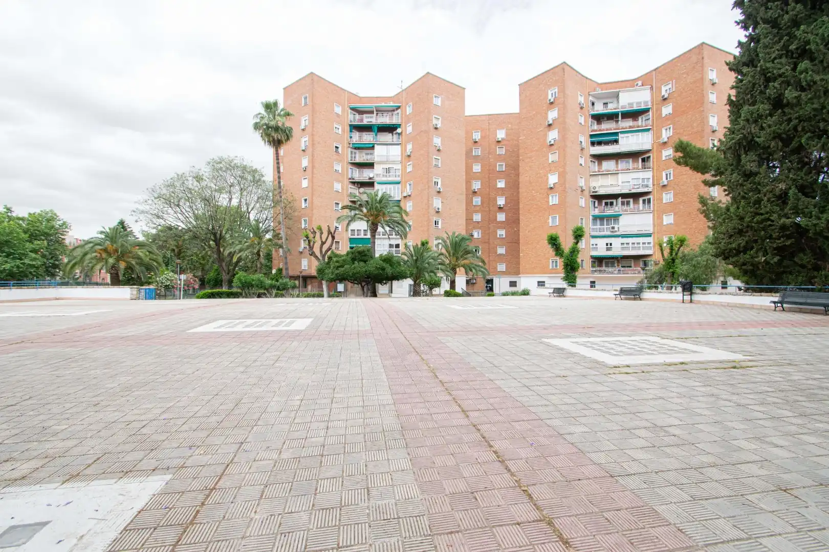 Vista exterior de Pis en venda en Sevilla amb Aire condicionat, Calefacció i Terrassa