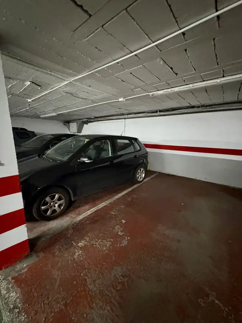 Parking of Flat for sale in Sevilla  with Air Conditioner, Heating and Terrace