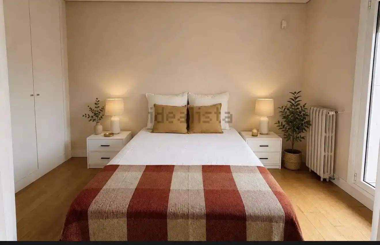 Schlafzimmer von Wohnung zur Miete in  Madrid Capital mit Klimaanlage und Balkon