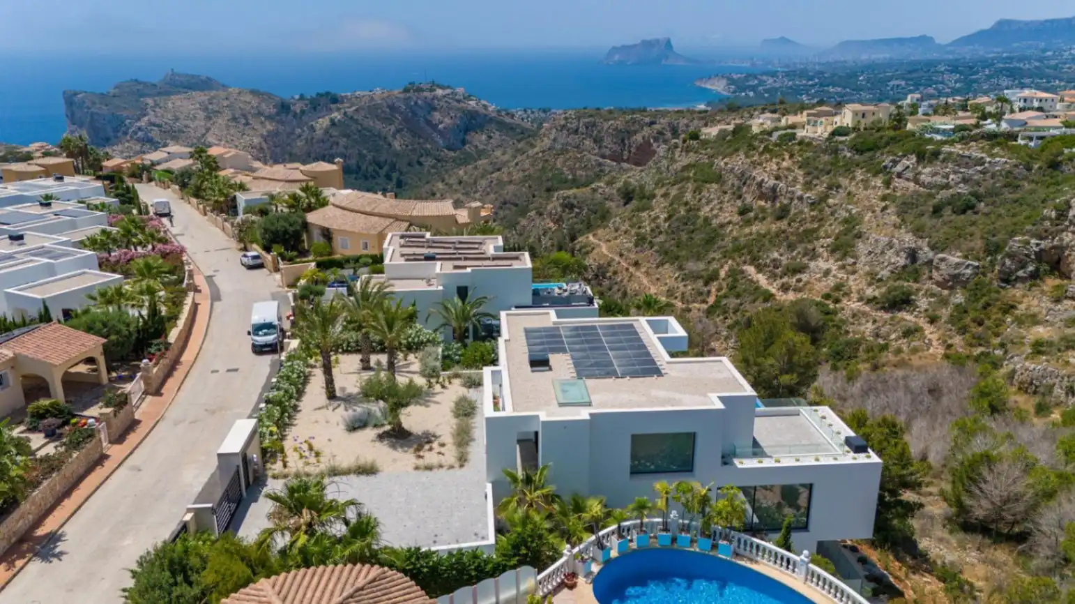 Chalet con piscina en venta en Cumbre del Sol