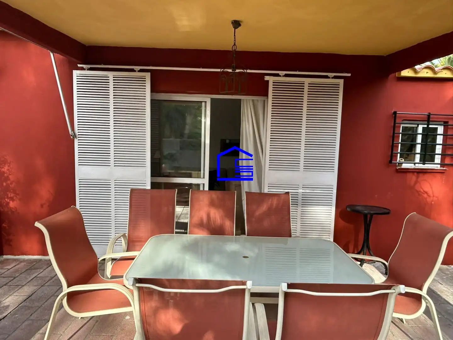 Vista exterior de Casa o chalet de alquiler en El Puerto de Santa María con Aire acondicionado, Calefacción y Jardín privado