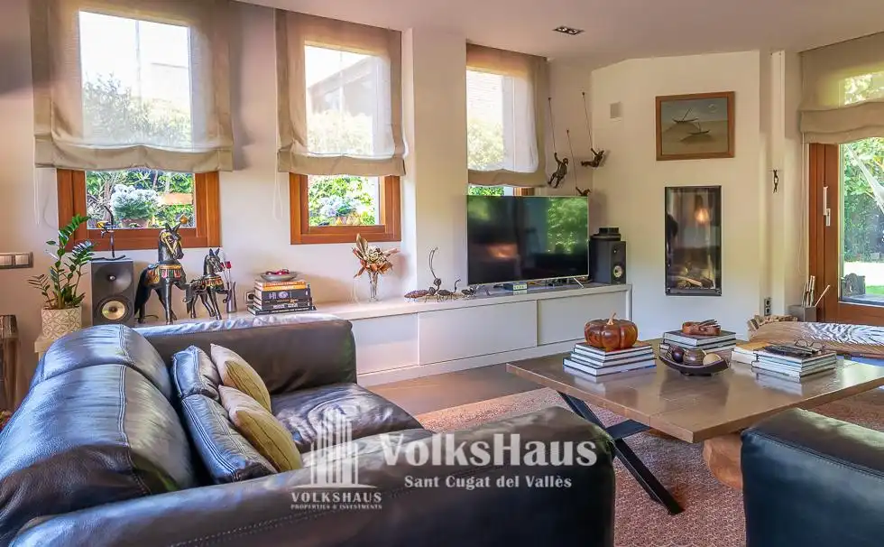 Wohnzimmer von Haus oder Chalet zum Verkauf in Sant Cugat del Vallès mit Klimaanlage, Heizung und Privatgarten