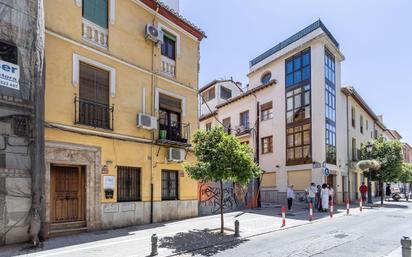 Exterior view of Building for sale in  Granada Capital