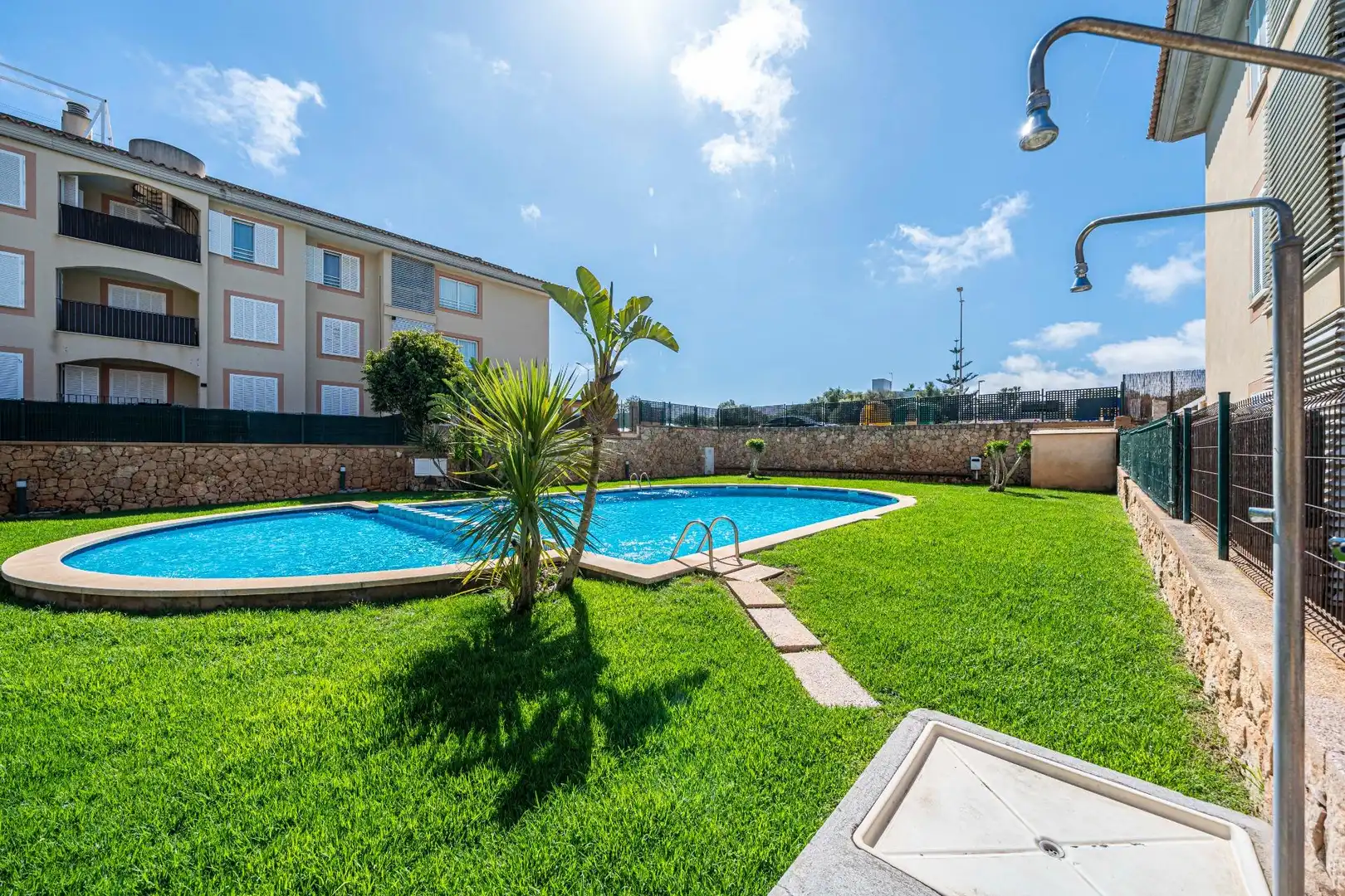Schwimmbecken von Wohnung zum Verkauf in Llucmajor