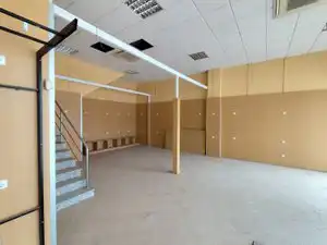 Business premises to rent in Zona de la Vega, imagen 4