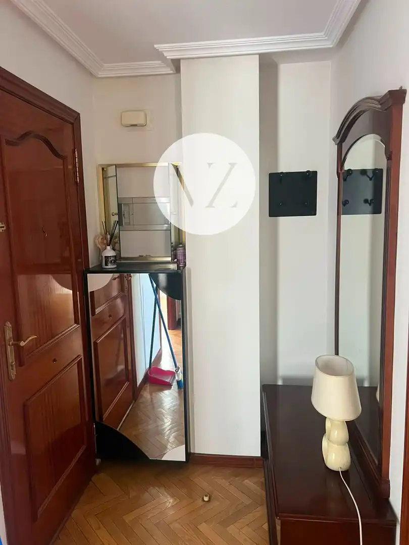 Dormitori de Pis en venda en Salamanca amb Calefacció, Moblat i Forn
