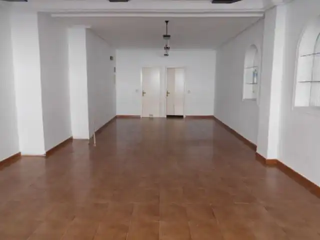 Local comercial en venda a Calle Marcelino González, imagen 2