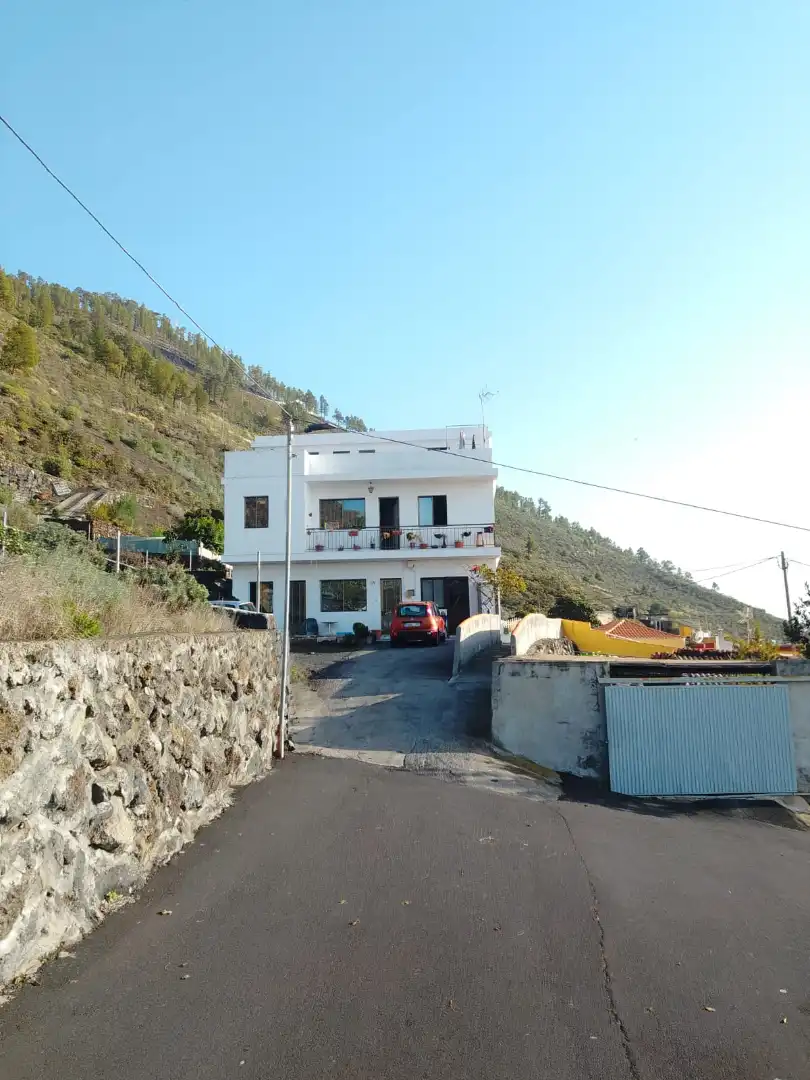 Vista exterior de Casa o xalet en venda en Fuencaliente de la Palma