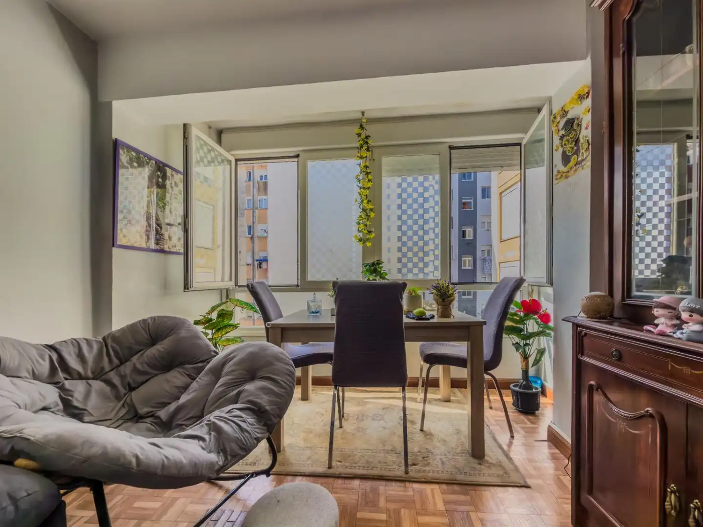 Wohnzimmer von Wohnung zum Verkauf in Santander mit Heizung