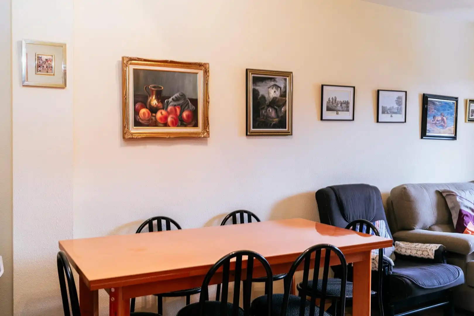 Comedor de Piso en venta en Biescas con Calefacción, Amueblado y Balcón