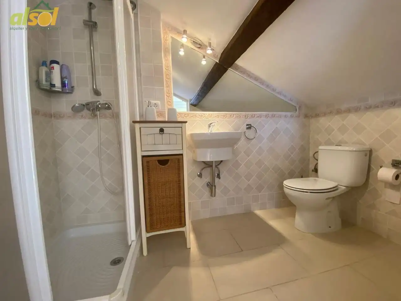 Bathroom of Attic for sale in Rota  with Air Conditioner, Terrace and Storage room