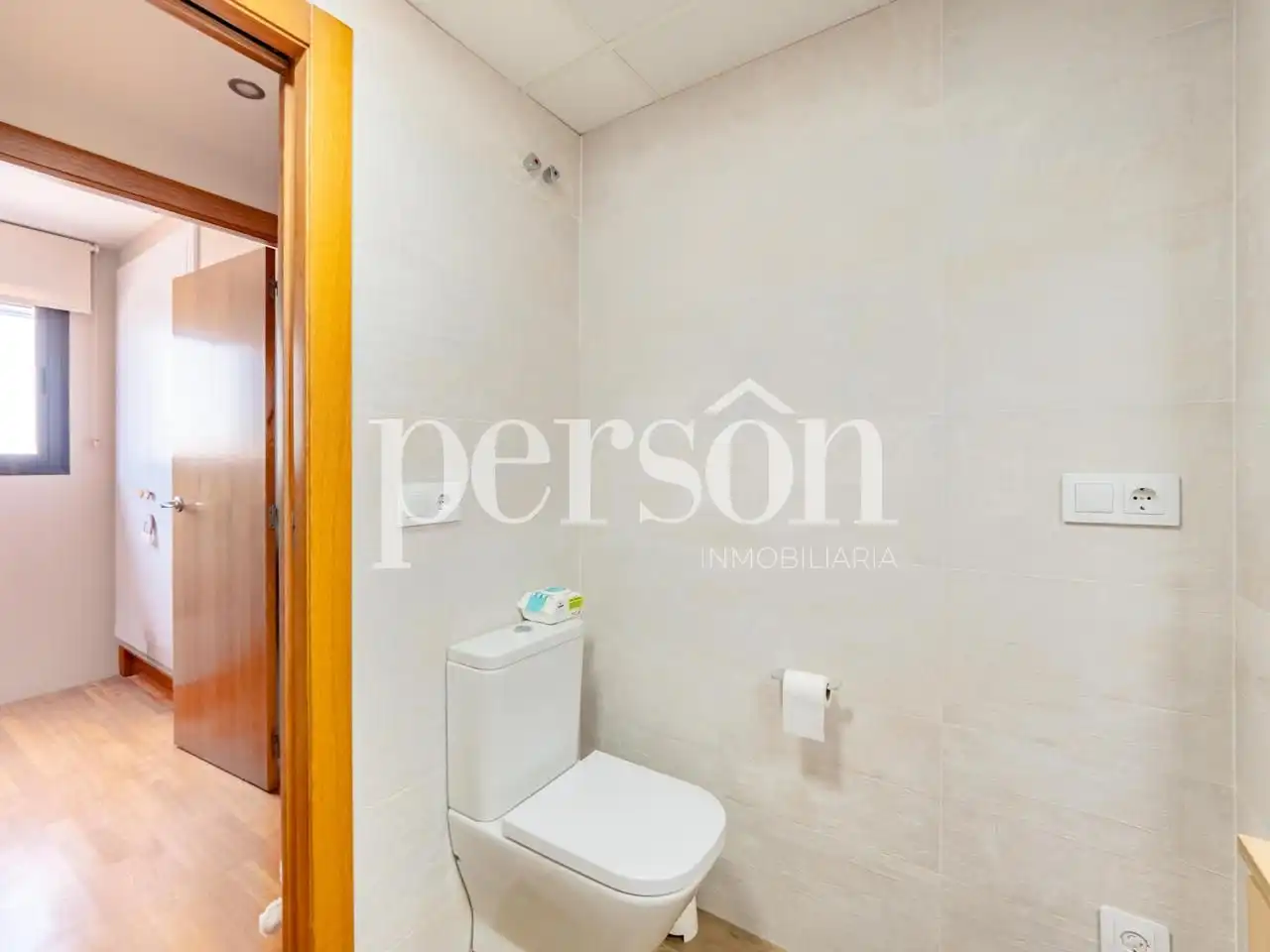 Baño de Ático en venta en Valencia con Aire acondicionado, Terraza y Trastero