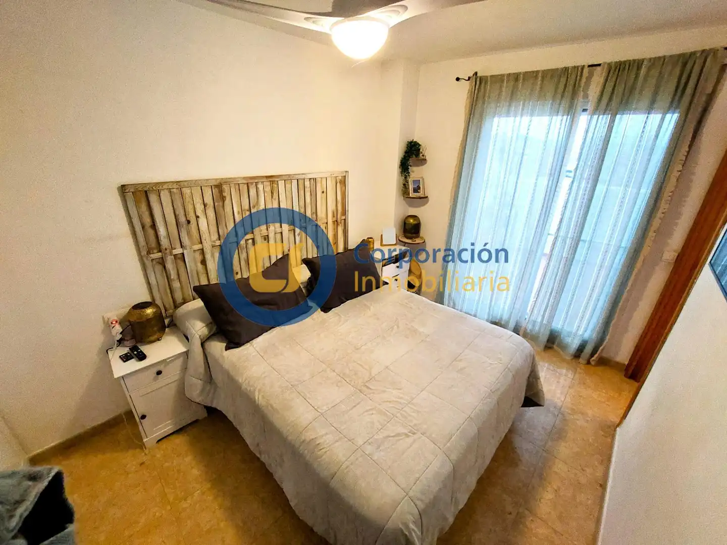 Habitación de Ático en venta en Lorca con Aire acondicionado, Terraza y Trastero