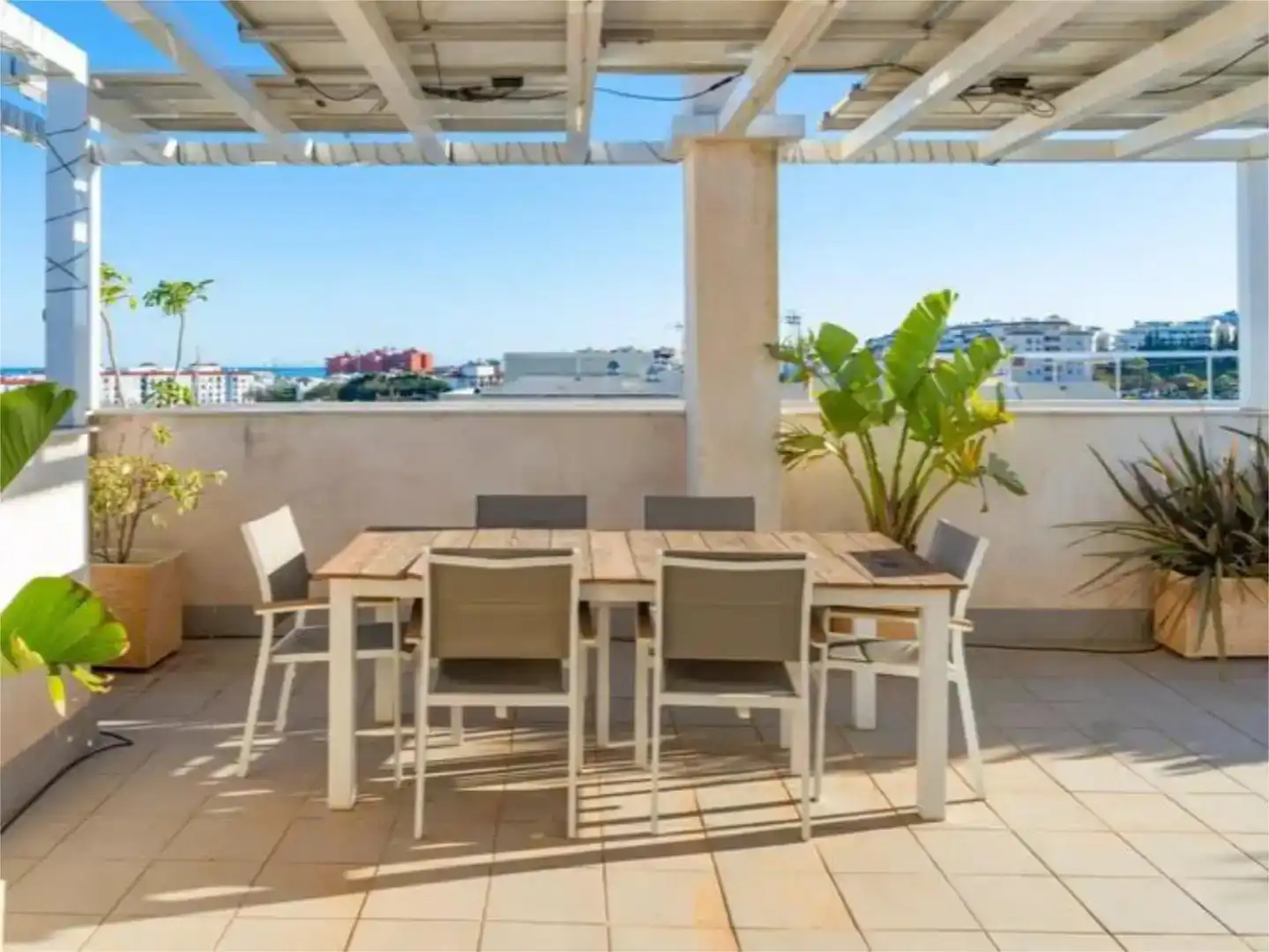 Terraza de Piso en venta en Estepona con Aire acondicionado y Balcón
