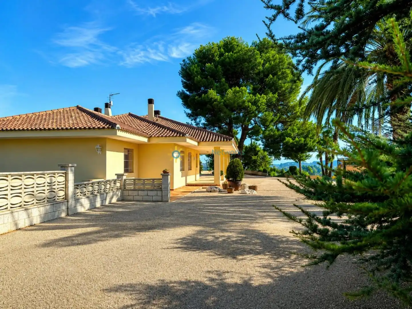 Vista exterior de Casa o xalet en venda en Ontinyent amb Calefacció, Jardí privat i Terrassa