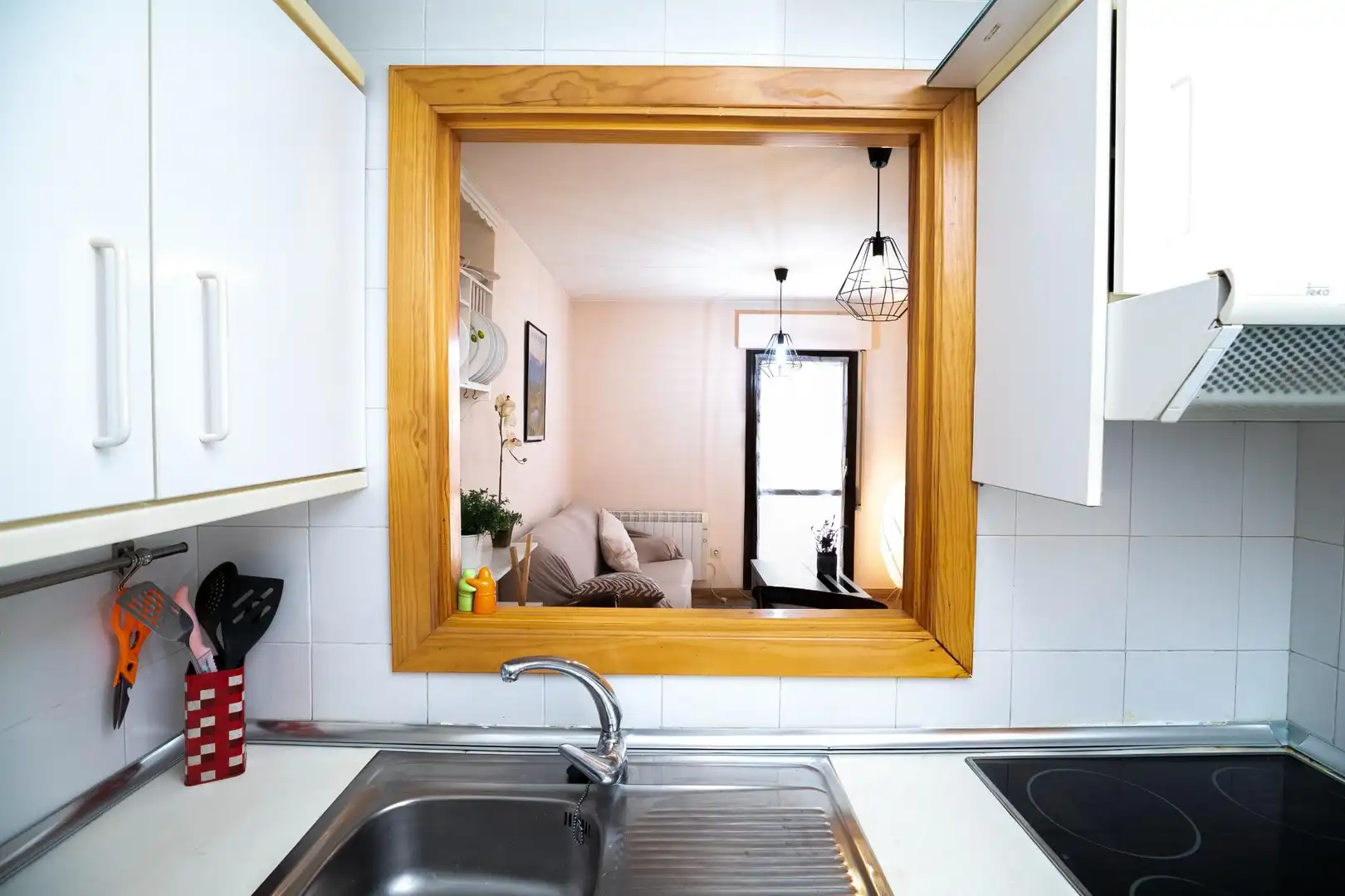 Kitchen of Flat for sale in Jaca  with Heating, Parquet flooring and Terrace