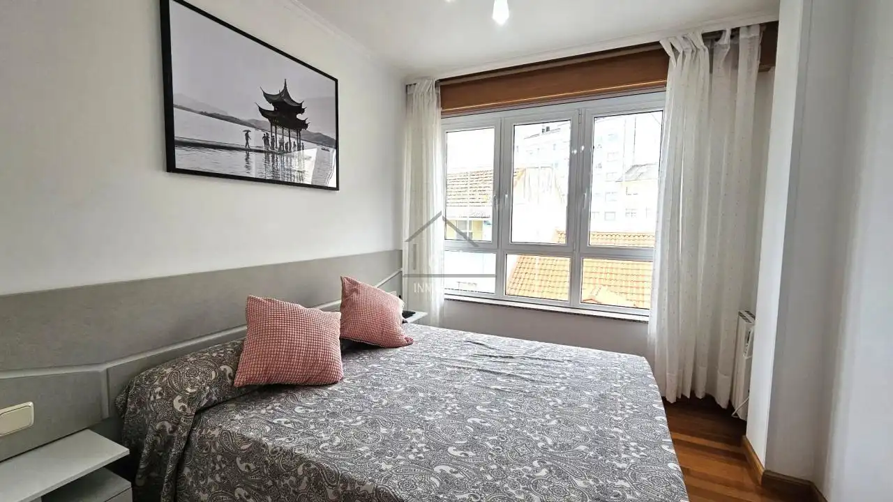 Habitación de Piso de alquiler en Ferrol con Calefacción, Trastero y Amueblado