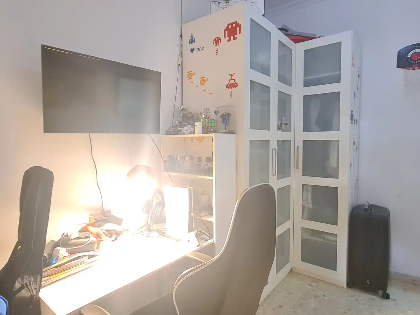 Living room of Detached homes for sale in Sevilla  with Air Conditioner, Terrace and Balcony