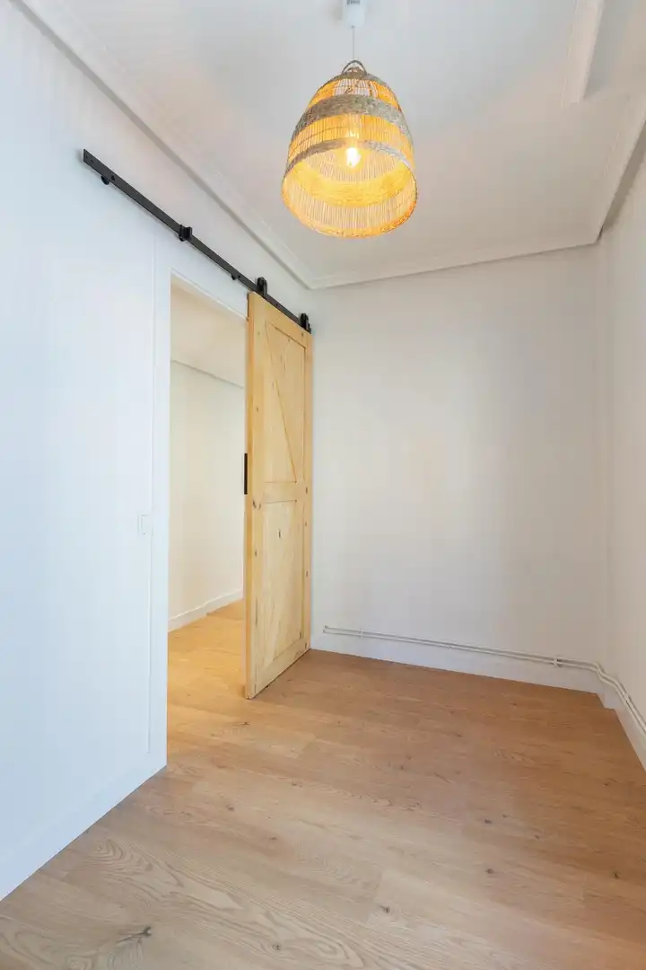 Piso de alquiler en Milán - Pumarín - Teatinos