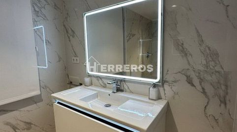 Foto 5 de Apartamento en venta en Juan XXIII, Gran Via, Logroño