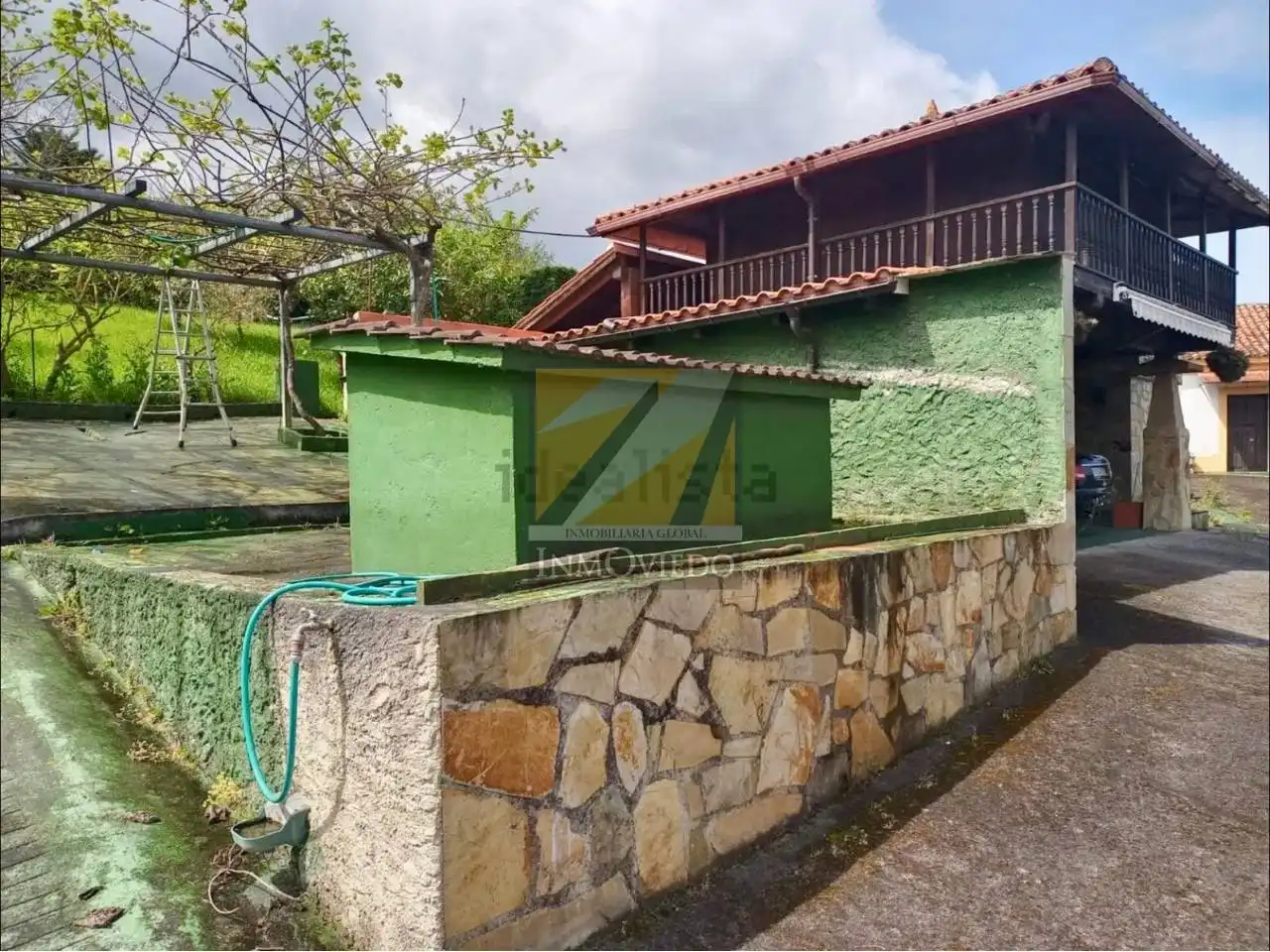 Vista exterior de Casa o xalet en venda en Gijón 