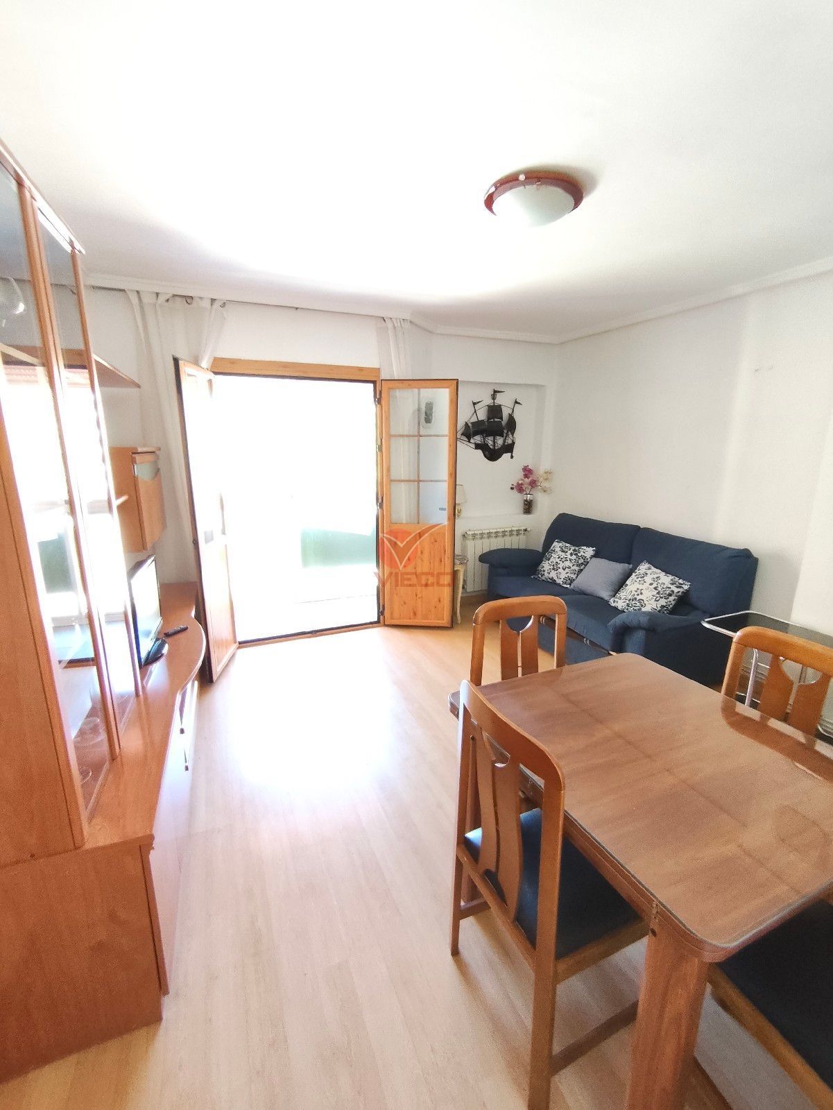 Sala d'estar de Pis en venda en Cuenca Capital amb Calefacció, Terrassa i Traster
