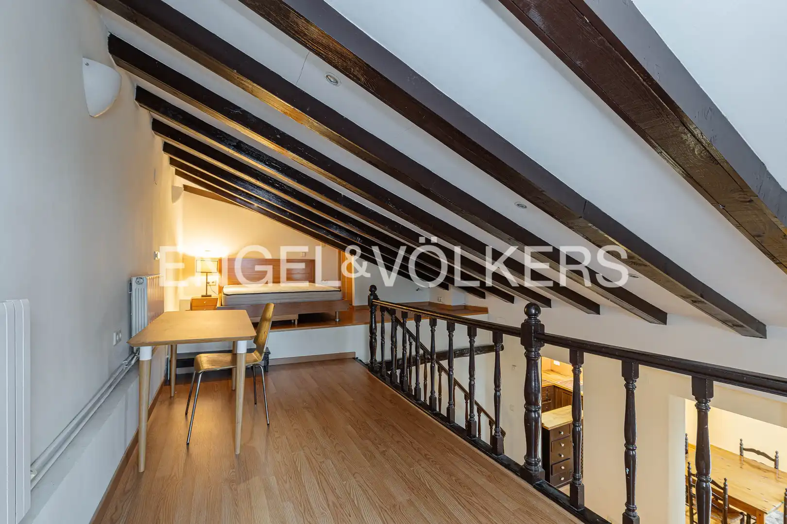 Flat for sale in Madrid  with Air Conditioner, Heating and Furnished
