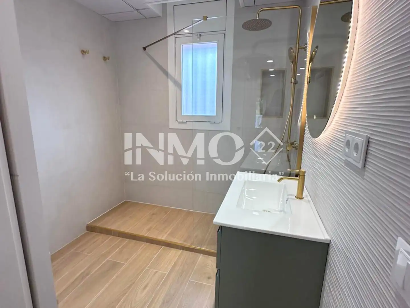 Bathroom of Apartments for sale in Cambrils  with Air Conditioner, Terrace and Furnished