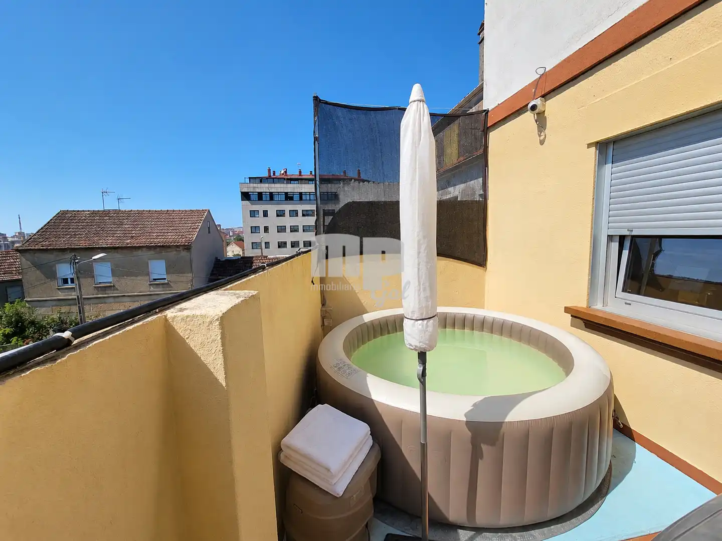 Balcony of Houses for sale in Comesaña - Matamá