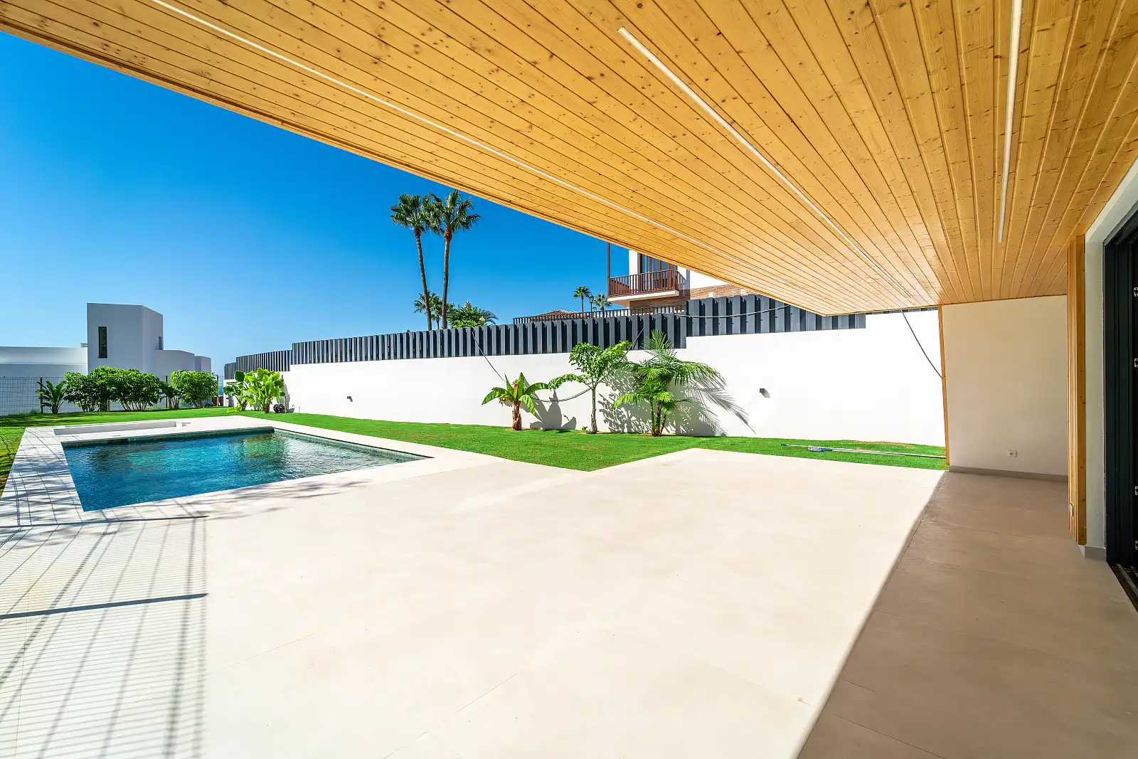 Terrassa de Casa o xalet en venda en Benalmádena amb Aire condicionat, Jardí privat i Terrassa
