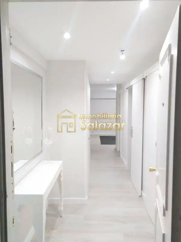 Apartment mit Terrasse zur Miete in Sabino Arana Etorbidea, imagen 6