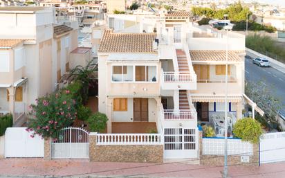 Vista exterior de Àtic en venda en Torrevieja amb Aire condicionat, Moblat i Forn