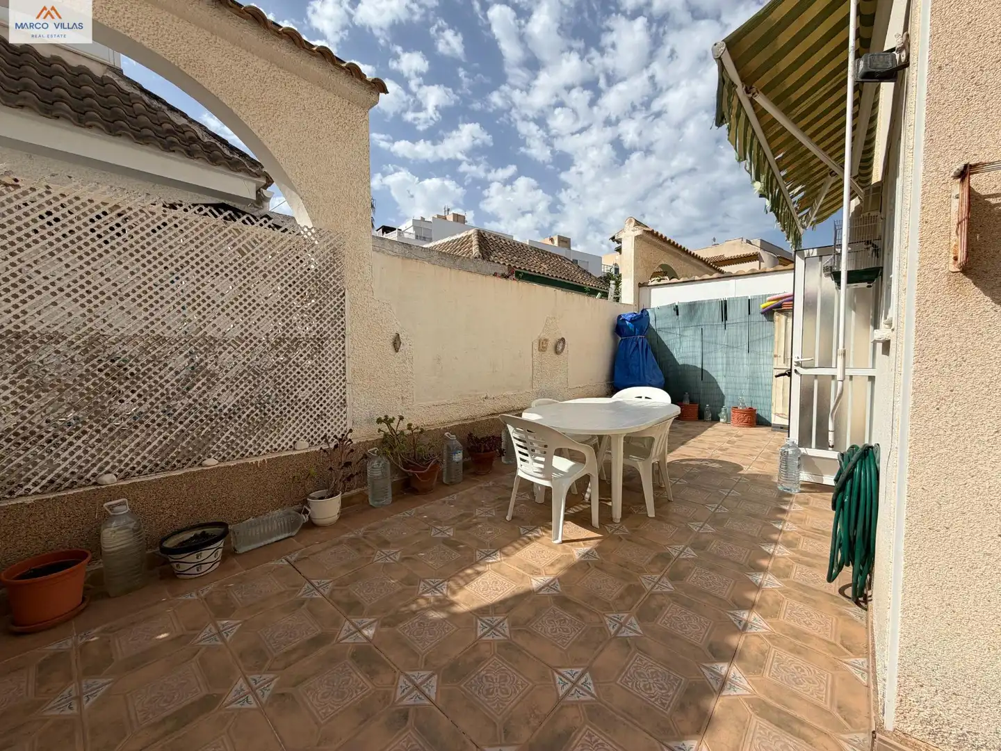 Terraza de Casa adosada en venta en Guardamar del Segura con Jardín privado, Terraza y Amueblado