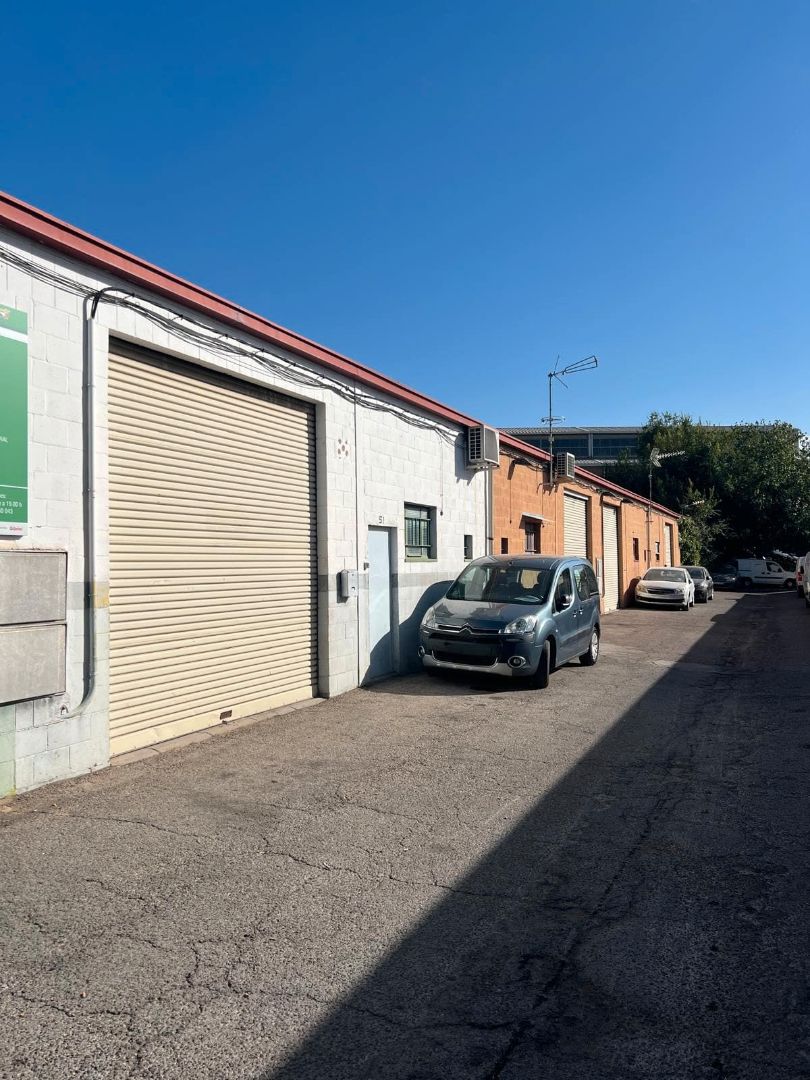 Vista exterior de Nave industrial en venta en Arganda del Rey
