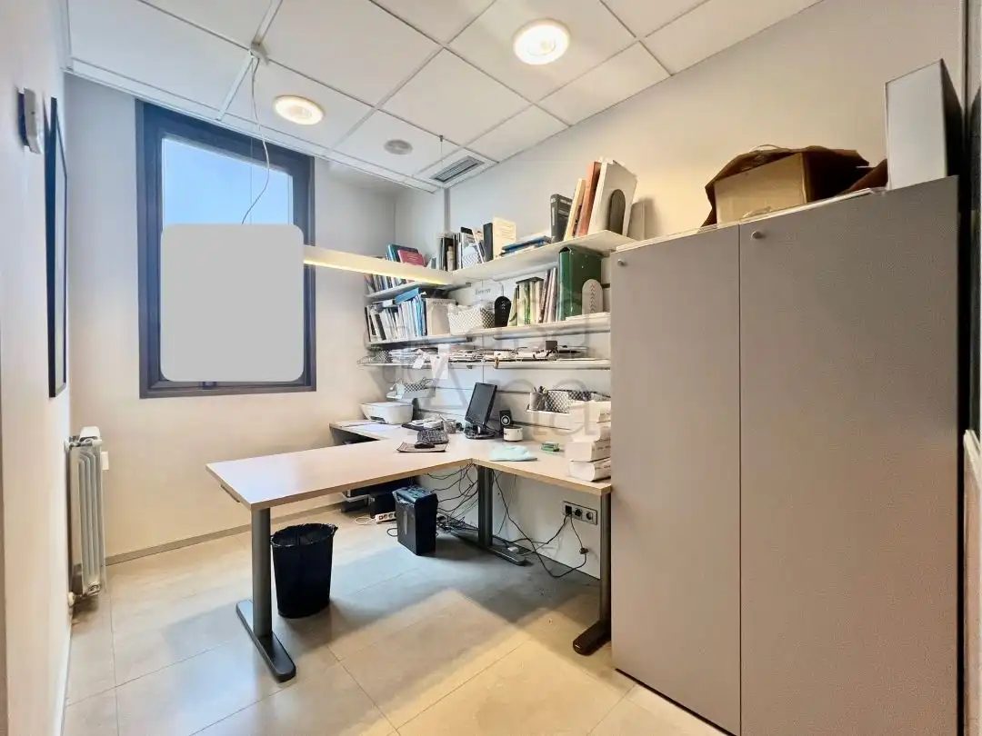 Bureau avec ascenseur à louer à Avda. Madariaga, imagen 15