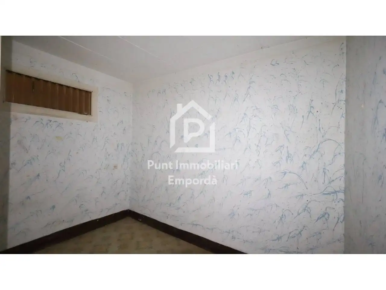 Edificio en venta en Llançà