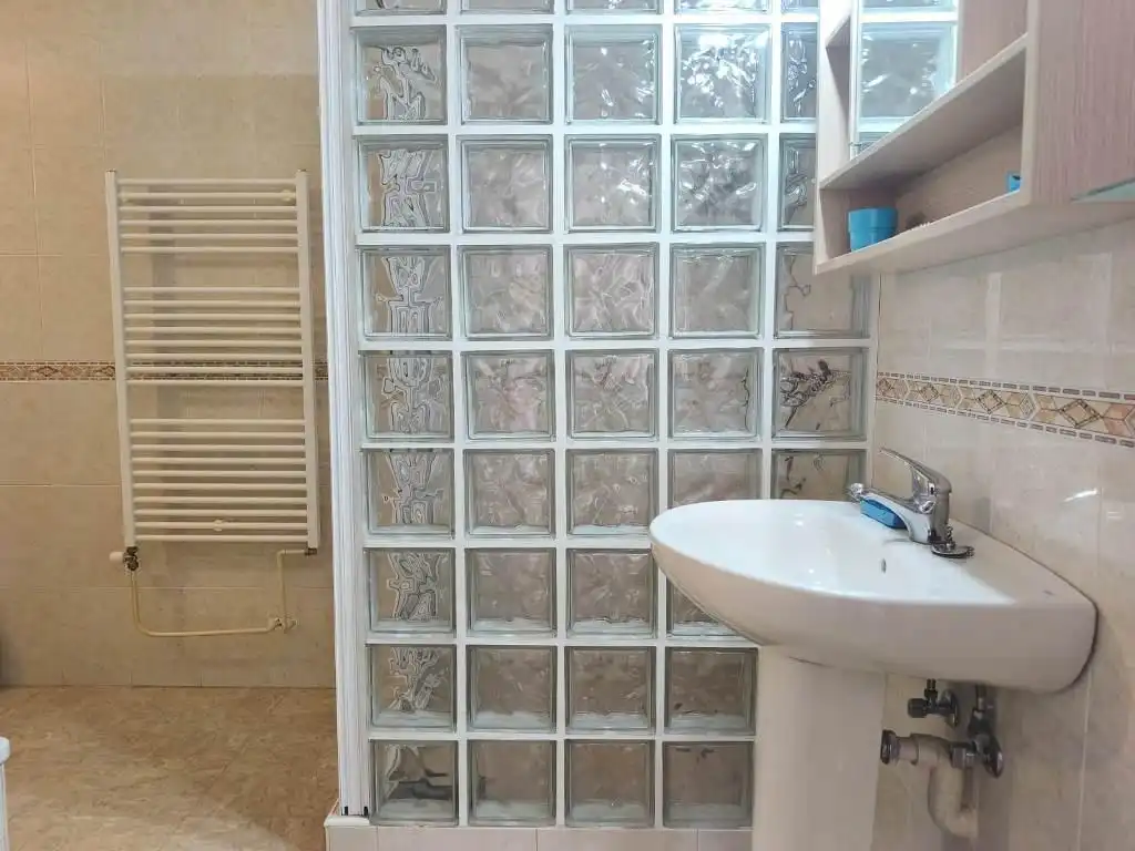 Badezimmer von Haus oder Chalet zum Verkauf in Cartagena mit Klimaanlage, Heizung und Privatgarten