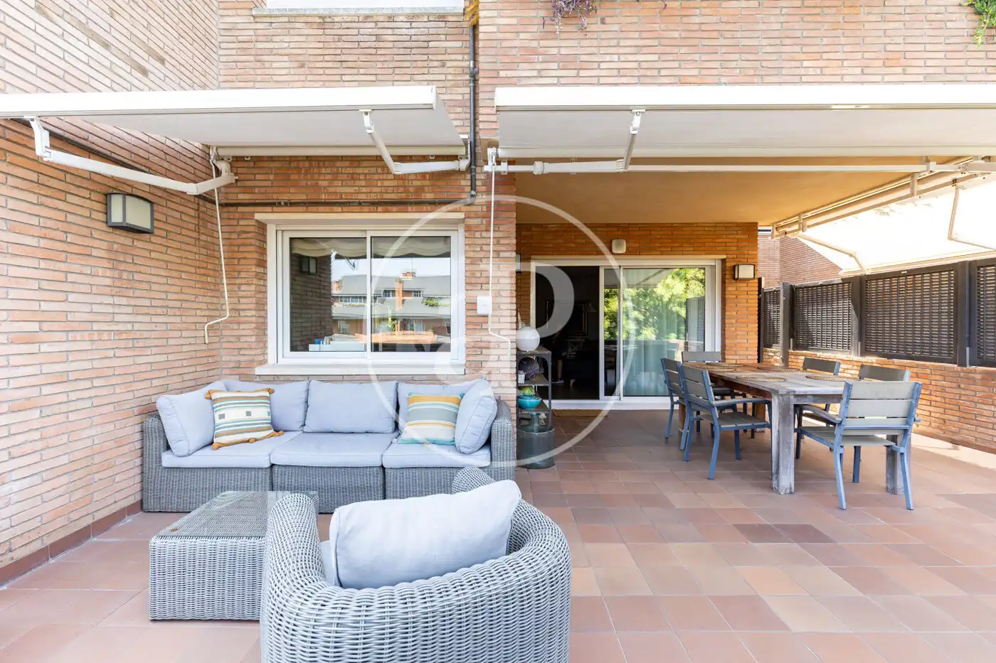 Terrassa de Pis en venda en Sant Cugat del Vallès amb Aire condicionat, Calefacció i Jardí privat